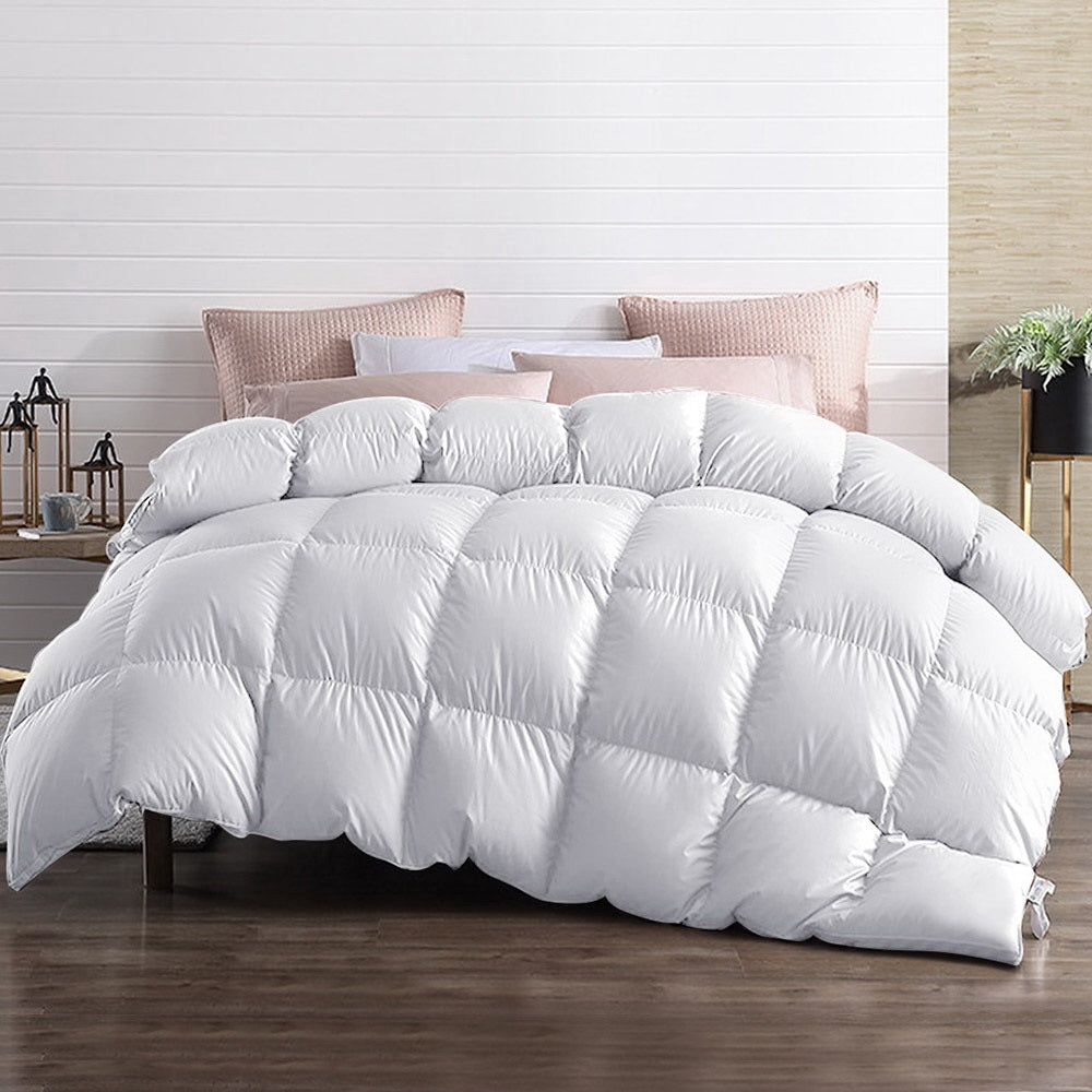 Giselle Bedding Super King 700GSM Goose Down Feather Quilt